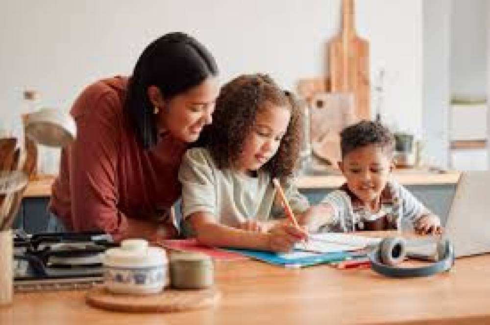 A Influência dos Encarregados de Educação no Desempenho Académico dos Alunos