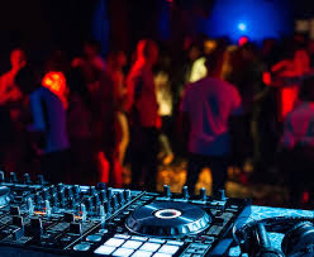 O Perigo das Festas Noturnas: Riscos à Saúde e Segurança