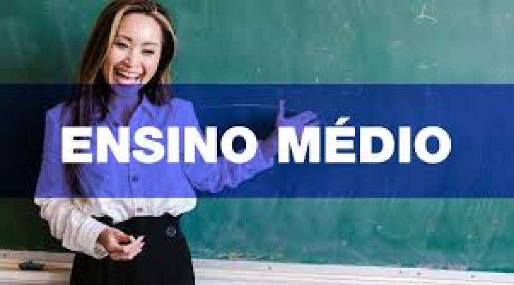 Escolhendo Entre Letras e Ciências no Ensino Médio: Um Guia para Tomar uma Decisão Informada