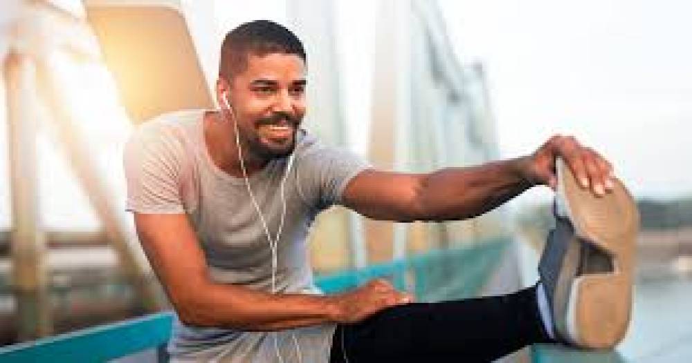 A Importância da Actividade Física para Pessoas com Doenças Crônicas: Uma Jornada Rumo ao Bem-Estar