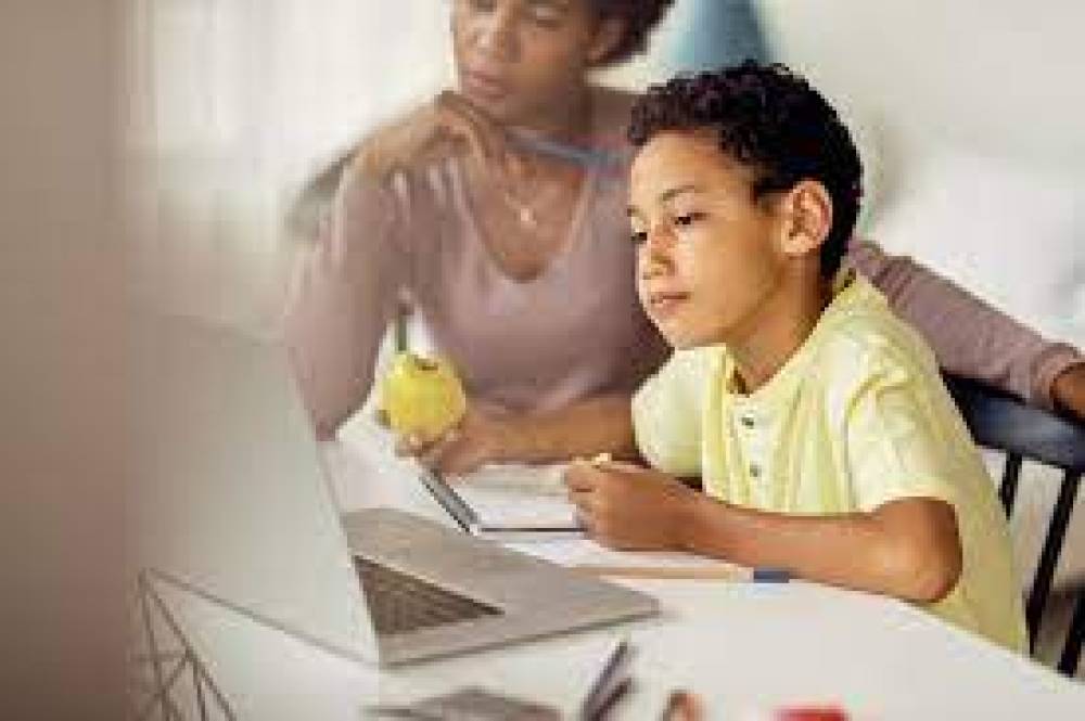 A Importância do Reforço Escolar: Quando e Por Que Procurar Ajuda?