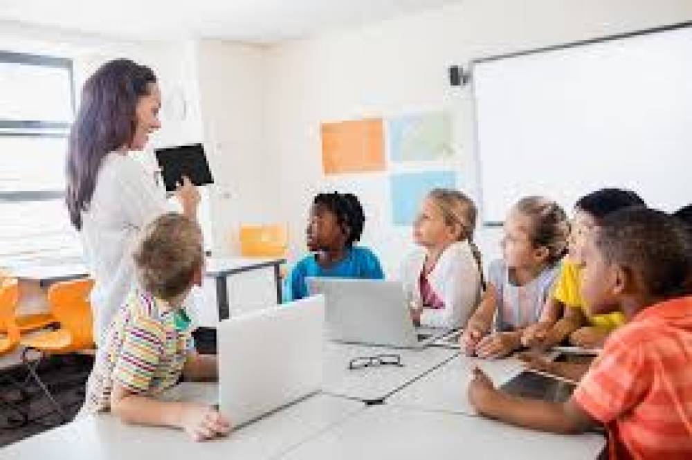 O Uso das Tecnologias na Área da Educação
