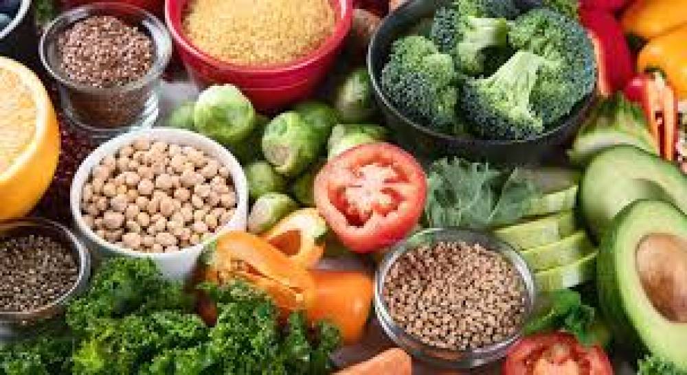 Promovendo uma Alimentação Saudável: Estratégias e Dados para uma Vida Equilibrada